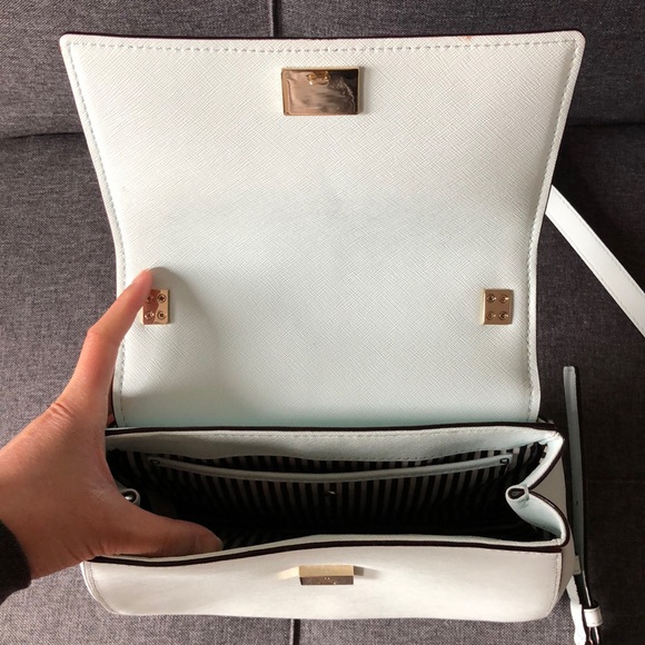 Authentic Kate Spade blue byrdie saffiano purse - Picture 3 of 8